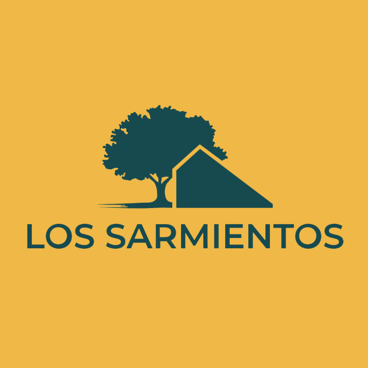 Los Sarmientos